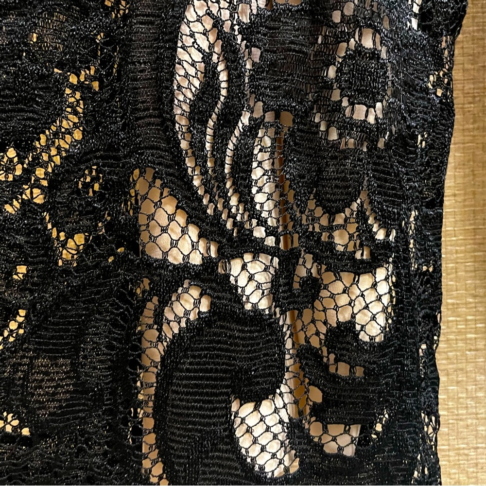 Alice + Olivia Lace Pattern Wide Leg Pants - Picture 15 of 15